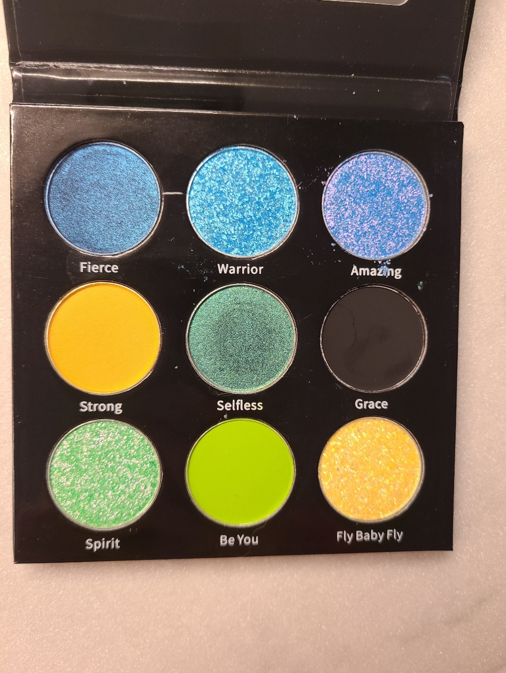 Sugar Drizzle WARRIOR Eyeshadow Palette